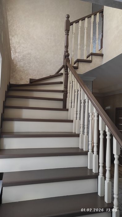 Деревянная лестница