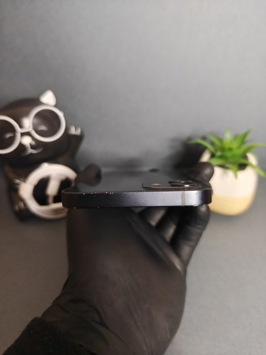 iPhone 12, 128GB Black • Perfect Funcțional! • Condiție Foarte Bună!