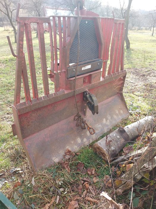 Troliu forestier hidraulic KMB 7 tone cu reductor 120 metri cablu 13mm