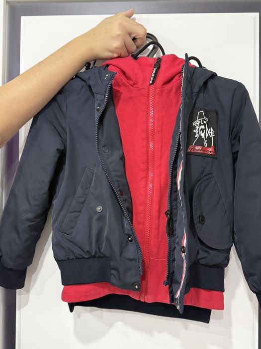 Продам осень -весна куртка для мальчика