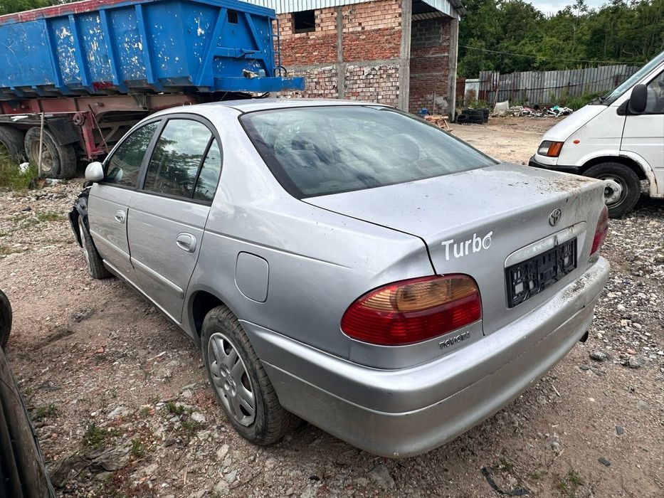 На части Toyota Avensis 2.0D D-4D