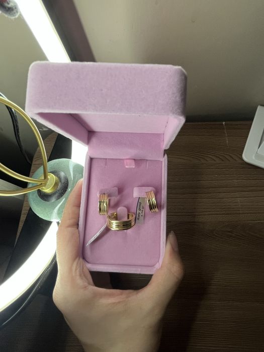 Продам золото, комплект