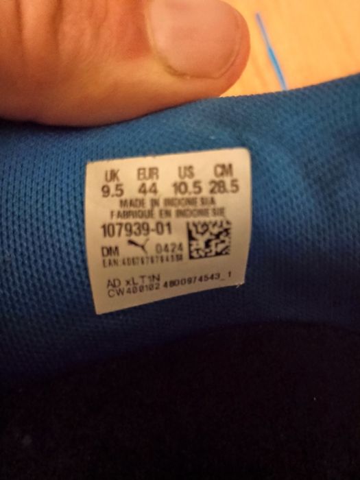 Ghete fotbal Puma  mărimea 44