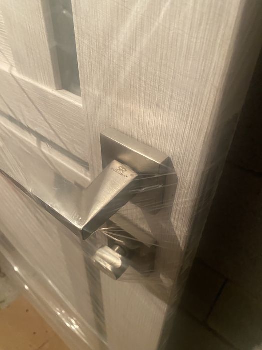 Межкомнатный дверь 80х200