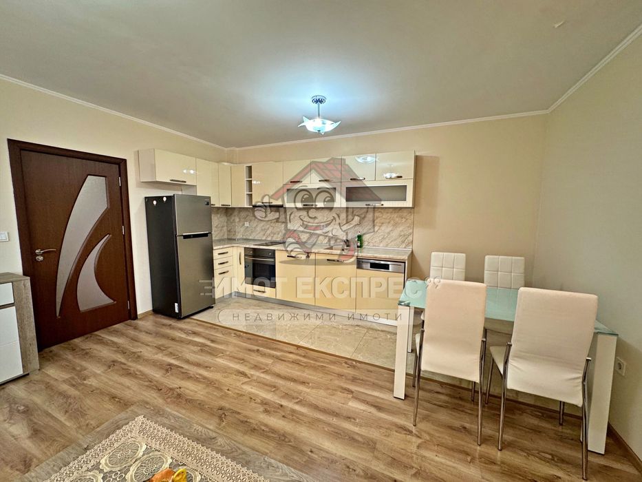 Дава се под наем Двустаен апартамент в Асеновград - 65 кв.м за 357 € - Снимка #1