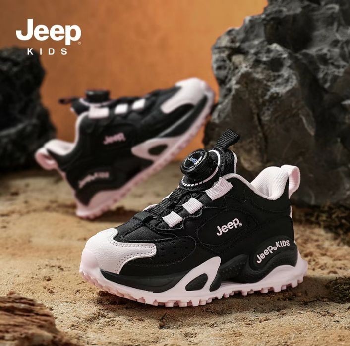 Продам кроссовки