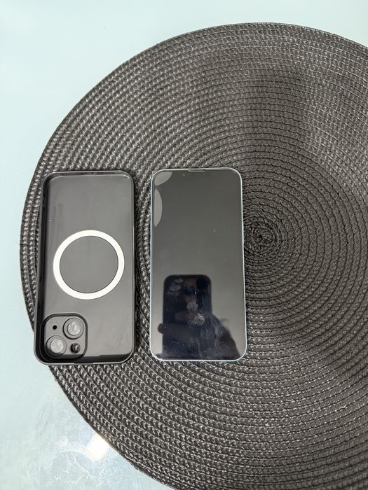 Vand iphone 14 impecabil