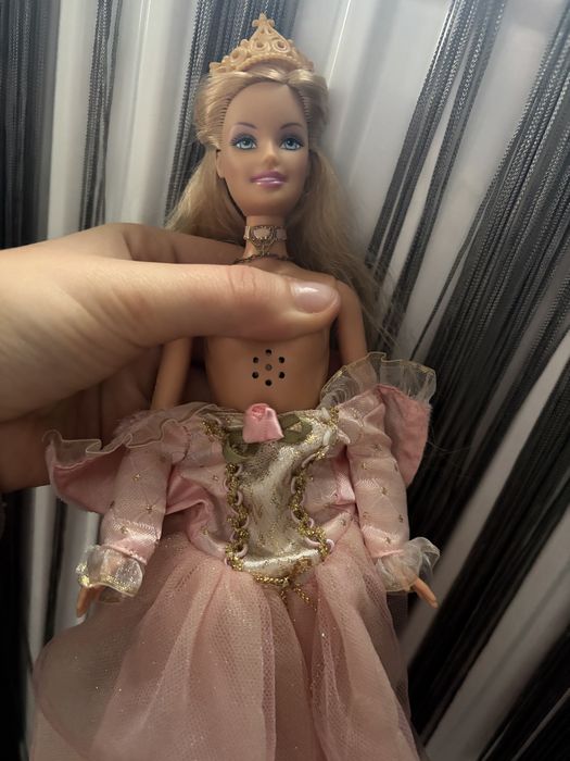 Barbie.