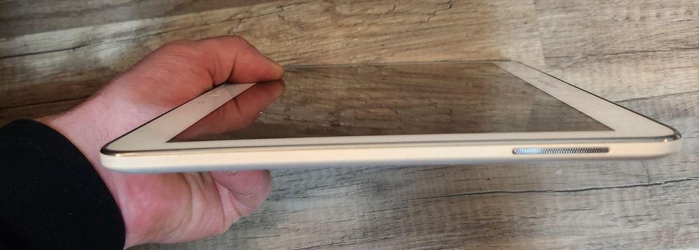 Таблет Samsung Galaxy Tab 4 (SM-T535)