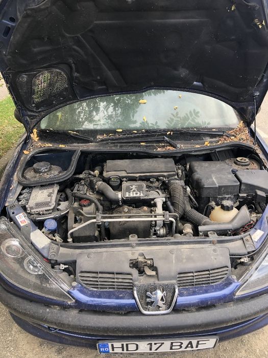 Vând Peugeot 206
