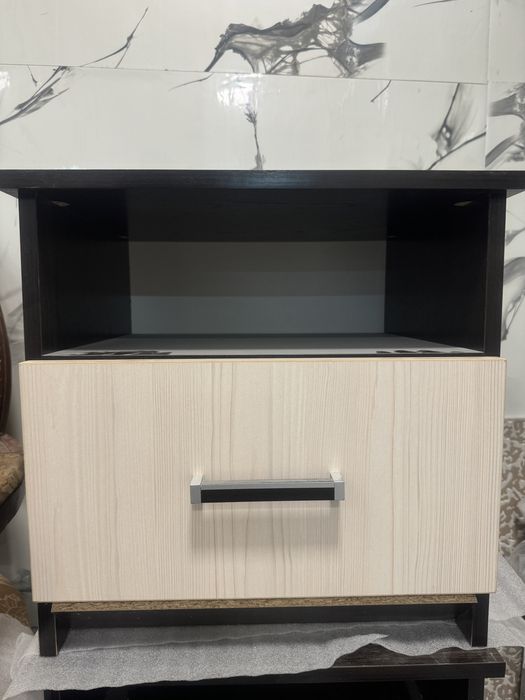 Продаются тумбочки. Две за 15000 т.