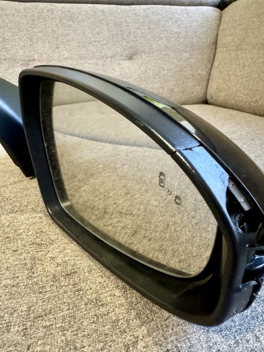 Дясно странично огледало KIA XCEED KIA PROCEED 87620-J7371Y