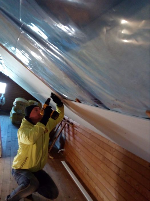 Renovam apartamente și locuințe ,acoperișuri și izolații.