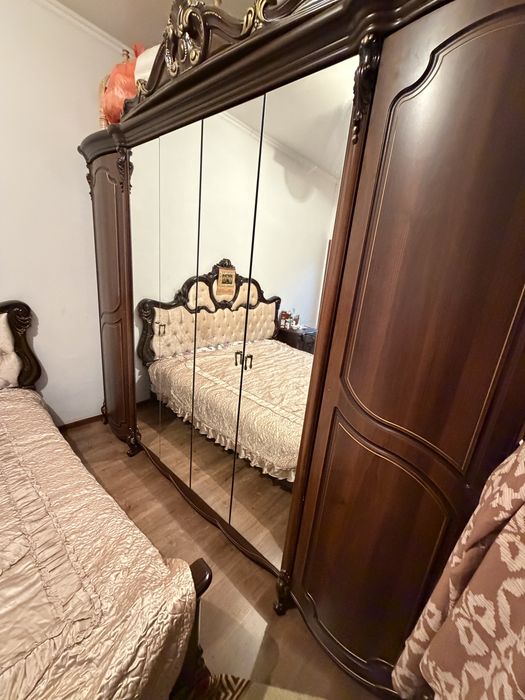 Спальный гарнитур