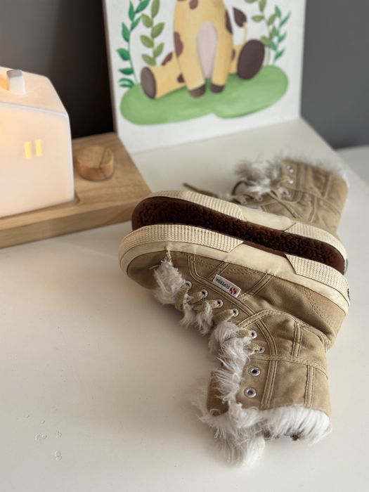 Сапоги на девочку  27-28 р