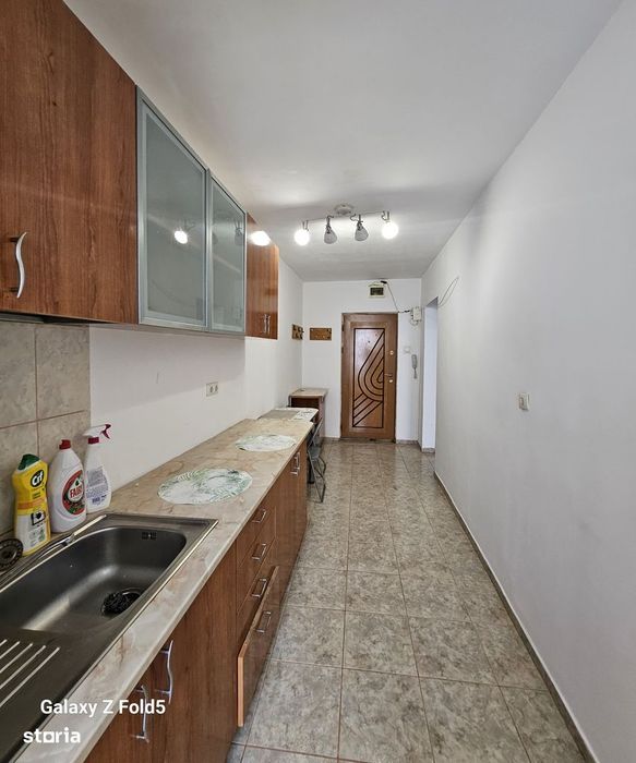 Garsonieră spațioasă de închiriat | Str. Bumbacului | Etaj 1