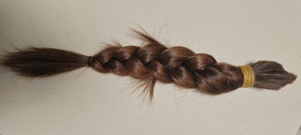 Vand coada din par natural nevopsit