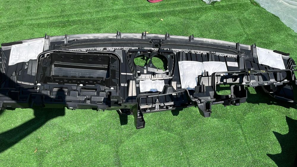 Панель торпеды Hyundai Tucson NX4