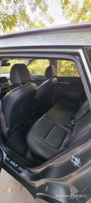 Продаю Kia Seltos full позиция. Не машина, а капсула времени.