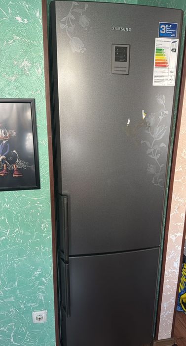 Продам холодильник