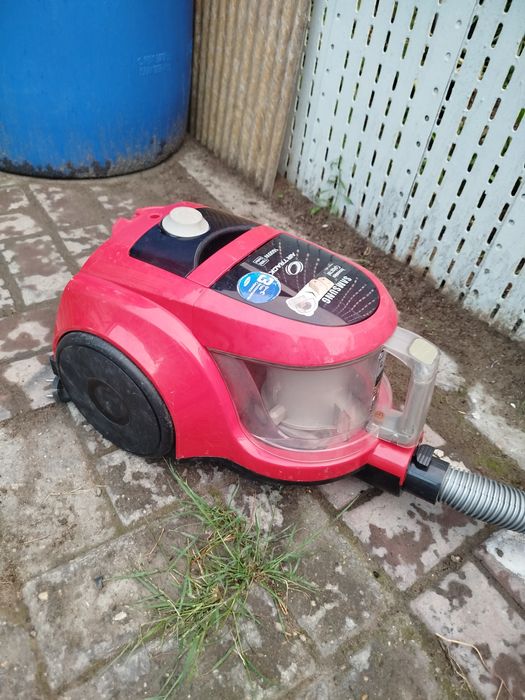 Пылесос со стаканом