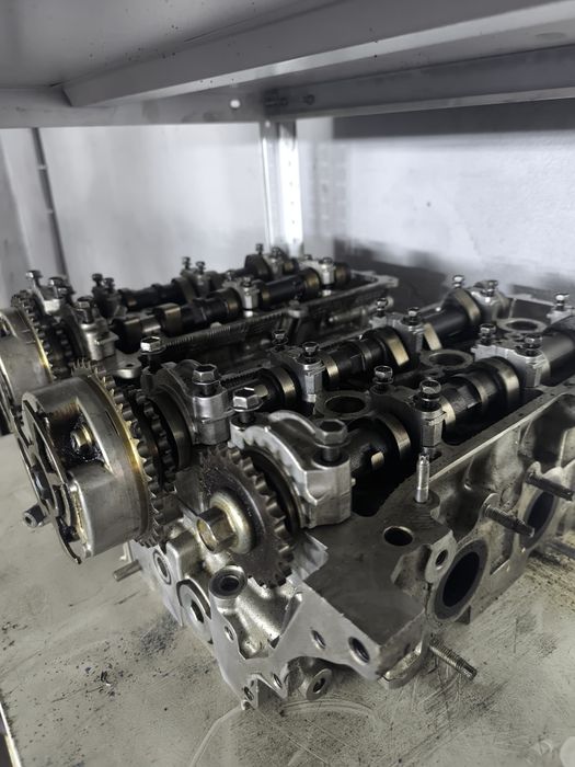 Продам ГБЦ 1GR(4.0)