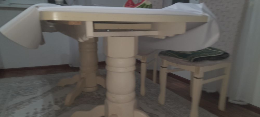 Стол стулья 8 стуля