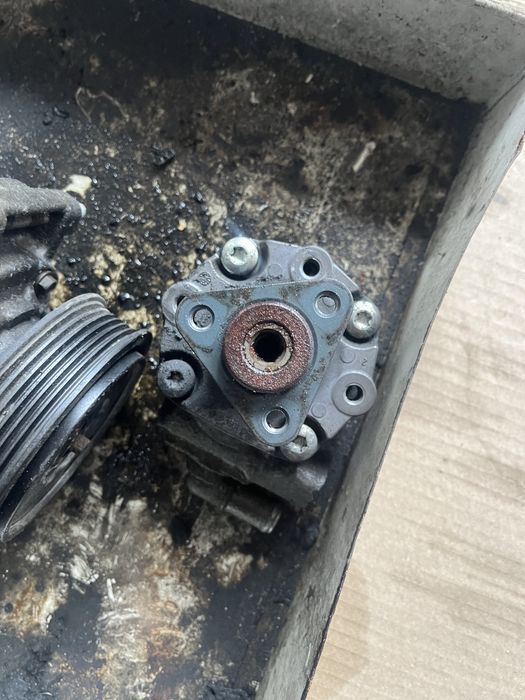 pompa servo audi a5 2,7 tdi