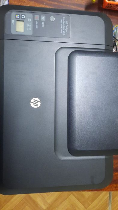 Продаю цветной принтер