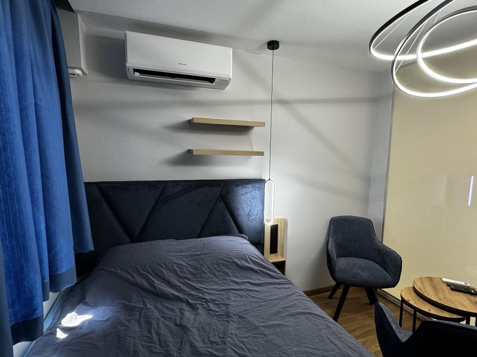 Дава се под наем Едностаен апартамент в Бургас, Възраждане - 17 кв.м за 76.5 € - Снимка #1