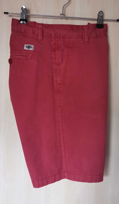 Lee Cooper Pantaloni ccurți bărbați bumbac burgundy regular fit marimea 33
