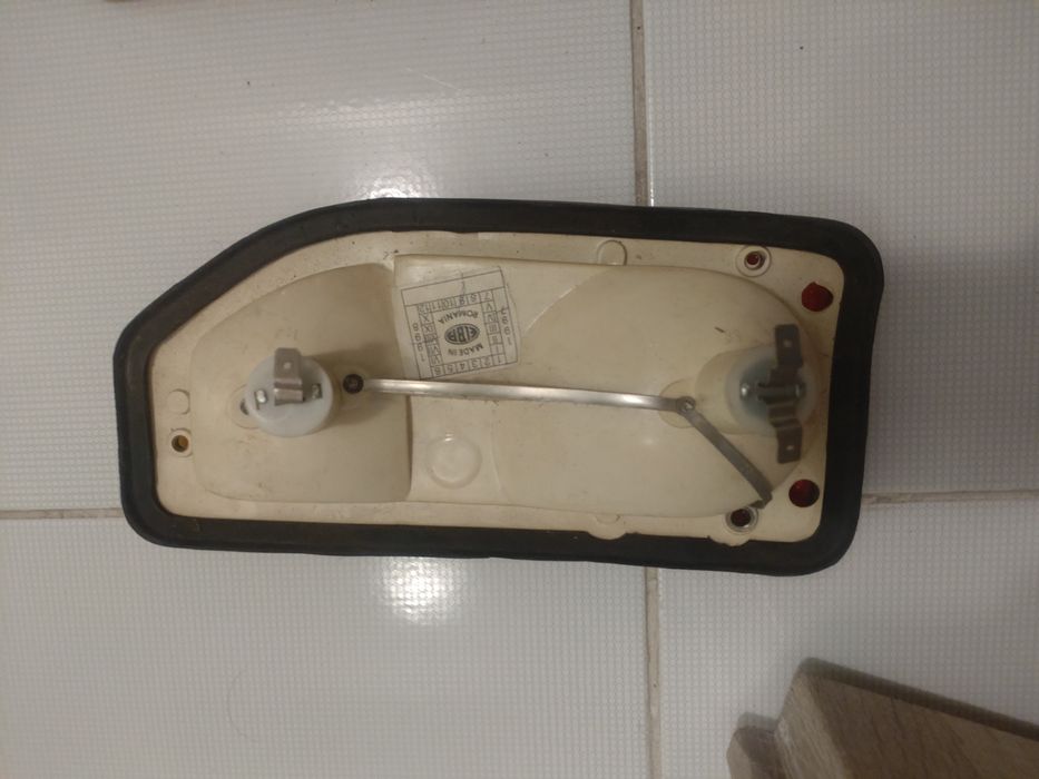Set nou lampi spate Dacia 1310 Break