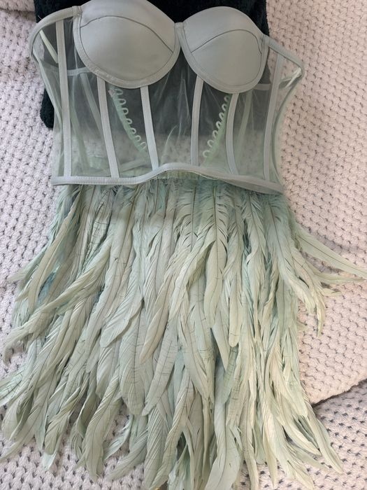 Rochie de ocazie cu pene