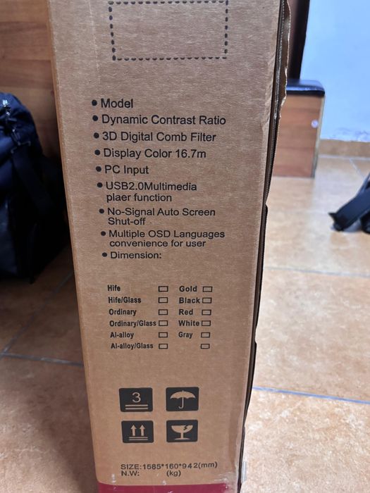 Продам смарт телевизор новый