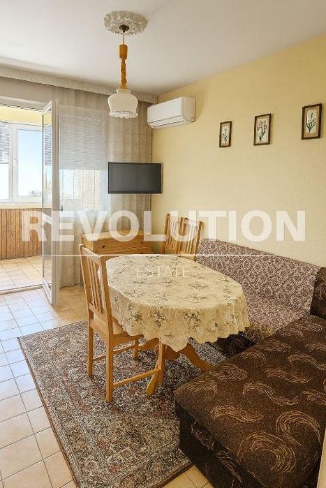Дава се под наем Четиристаен апартамент в Варна, Автогара - 110 кв.м за 600 € - Снимка #2