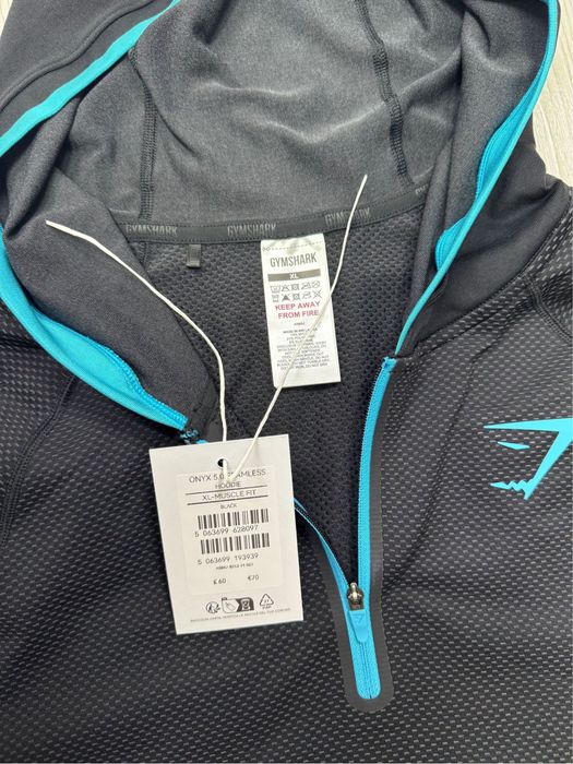 Gymshark onyx v5 худи размер м