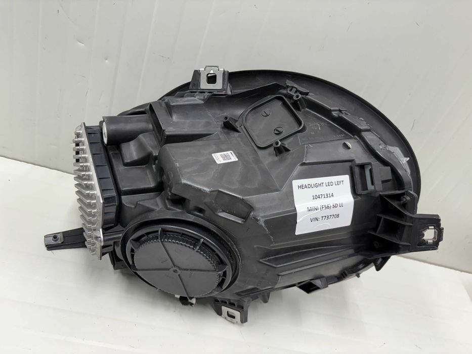 Ляв фар ЛЕД Мини Купър Ф54 Ф55 Ф56 Ф57 с бял мигач