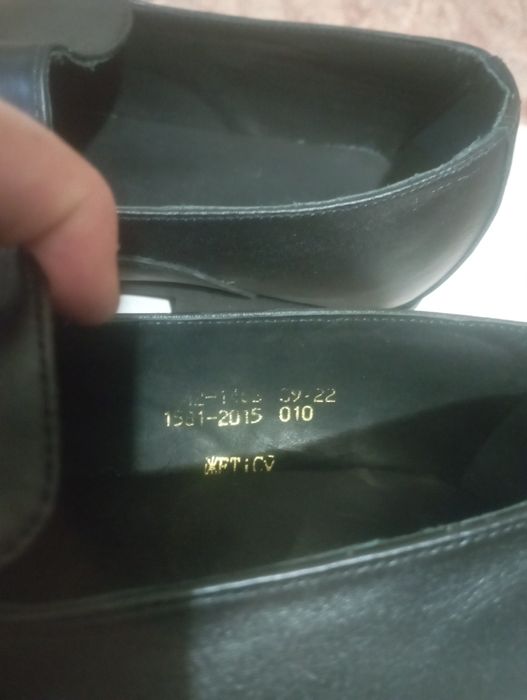 Продам мужской туфли 41 размер