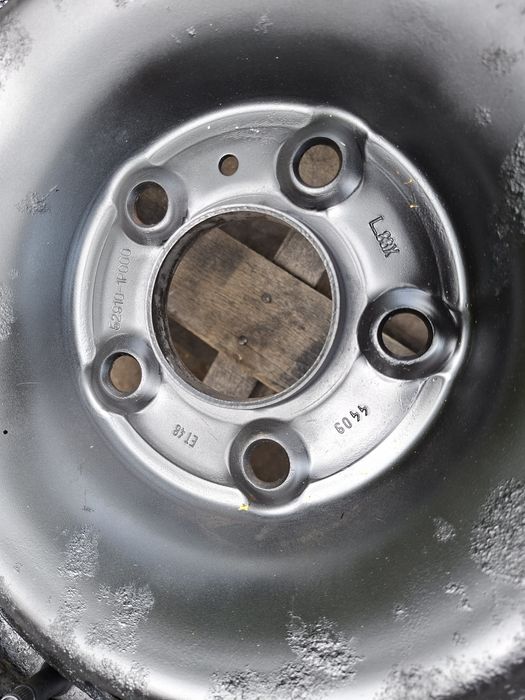 1бр. Резервна 15" 5Х114.3мм Киа, Хюндай/ 5x114.3mm Джанта с гума