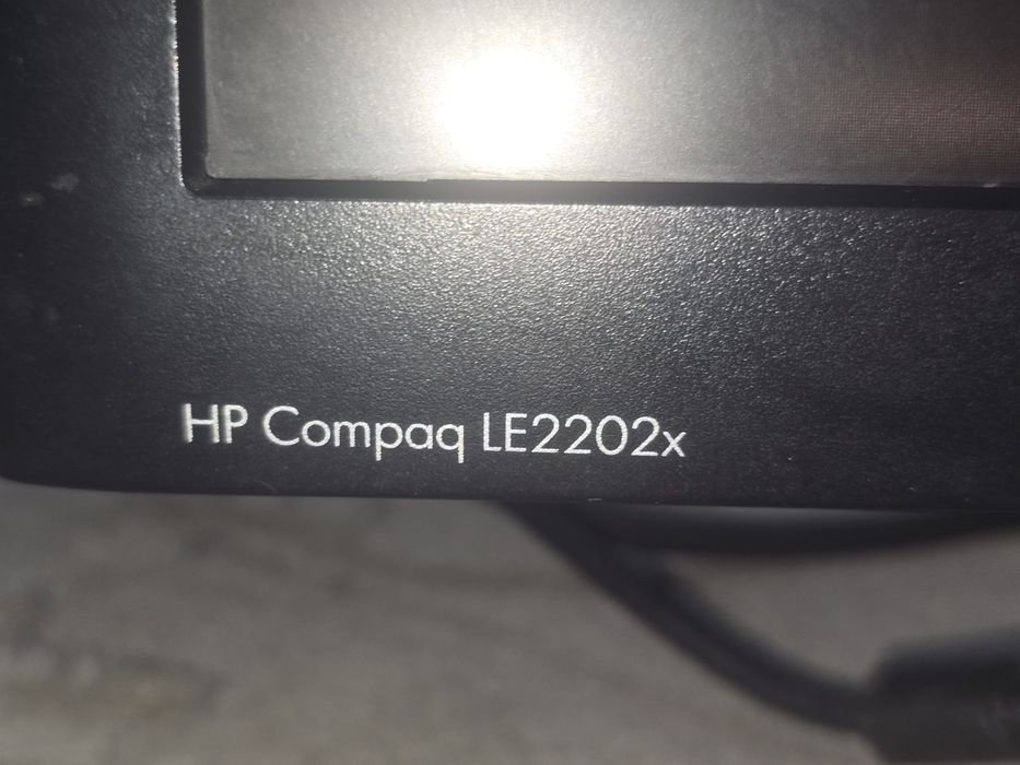 Монитор HP LE2202x full hd