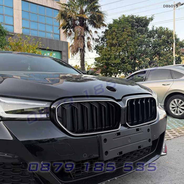 Двойни светещи LED бъбреци BMW G30 G31 LCI 2021–2023, черен гланц DBb059 предни решетки с лед светлини бмв г30