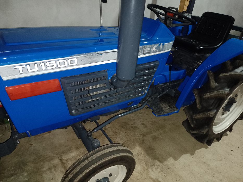 Vând tractor Japonez  Iseki TU1900 19 cai carte RAR și  accesorii