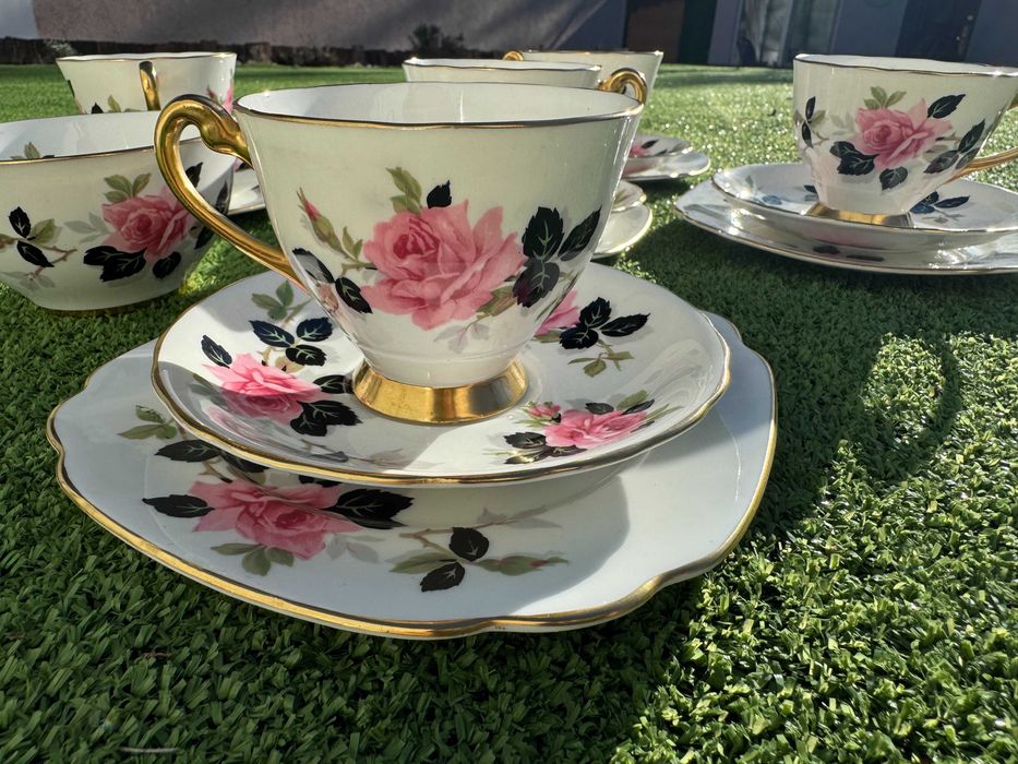 Рядък винтидж сервиз Windsor – Royal Stafford England, Bone China