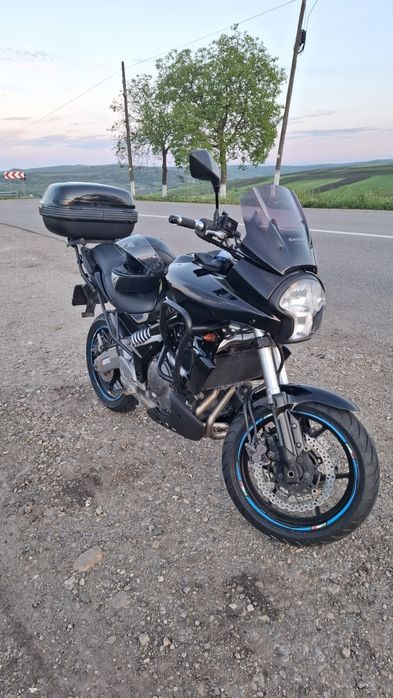 Vând kawasaki versys