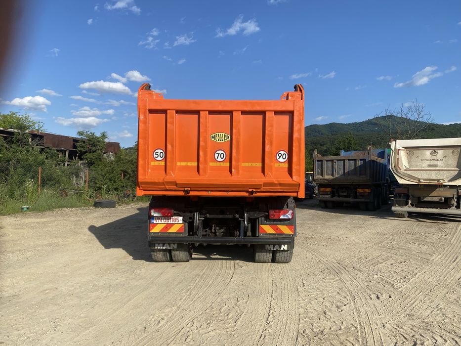 Vand man tgs 6x4  si 8x4 bascula