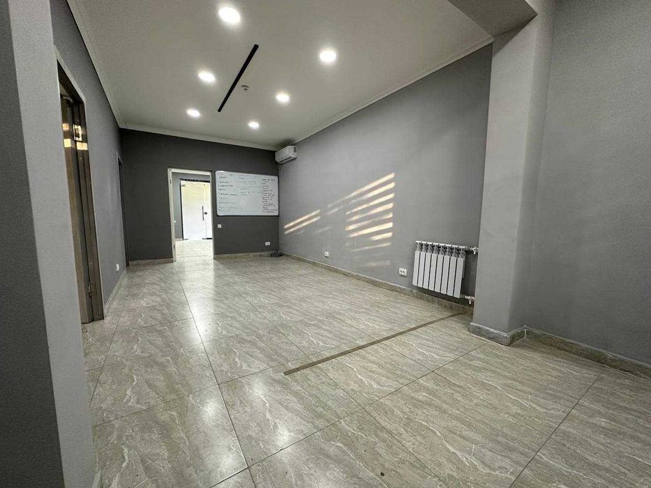 Аренда Нежилого помещения Чиланзар-19 квартал 55 м2