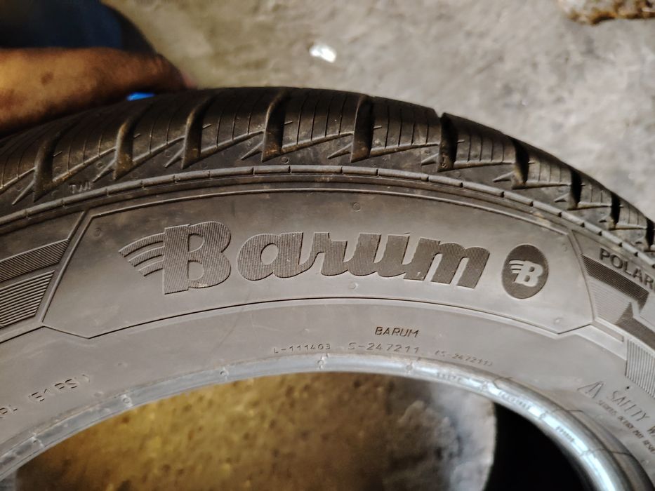 225/60 R17 Barum Polaris5 cu buză M+S