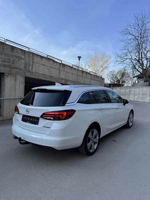 Opel Astra K+ SportsTourer 2016