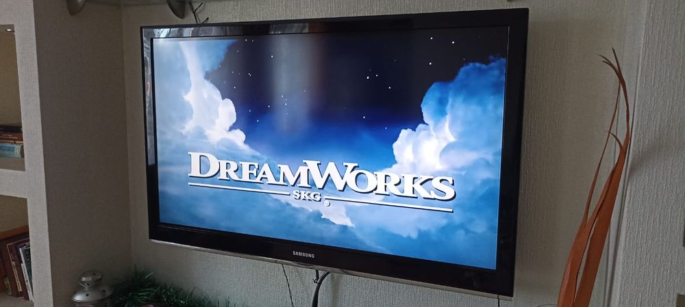 Телевизор Samsung LE40C530