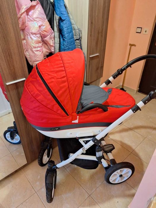 Комбинирана бебешка количка 3 в 1